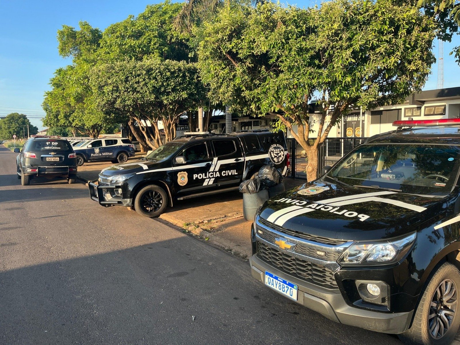 Investigado por disparo em frente ao Muller se apresenta à Polícia Civil, entrega arma e alega legítima defesa