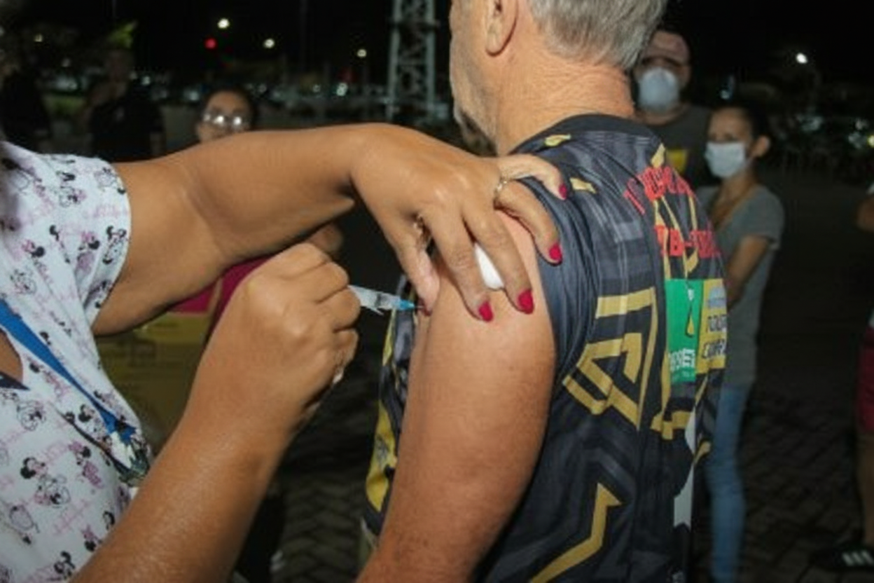 Mutirão de vacinação contra a gripe agita o "A Rua É Nossa" na Lagoa Maior neste domingo (24)