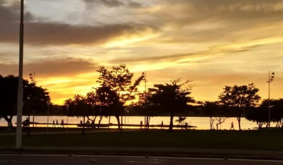 Três Lagoas em Alerta Laranja: Onda de calor persiste com temperaturas de até 38°C