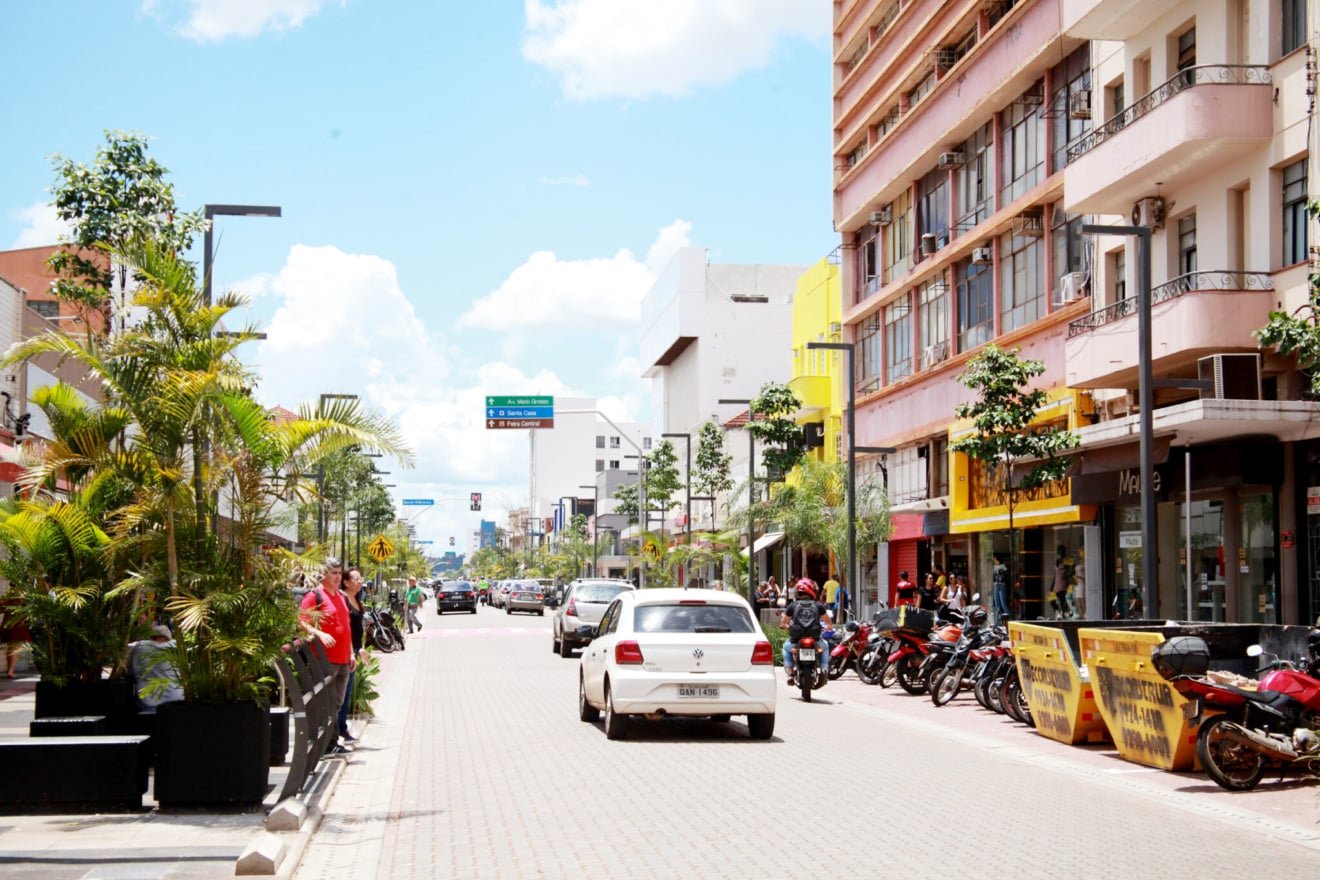 Conflito eleva custo de vida em 5%, impactando o bolso do consumidor