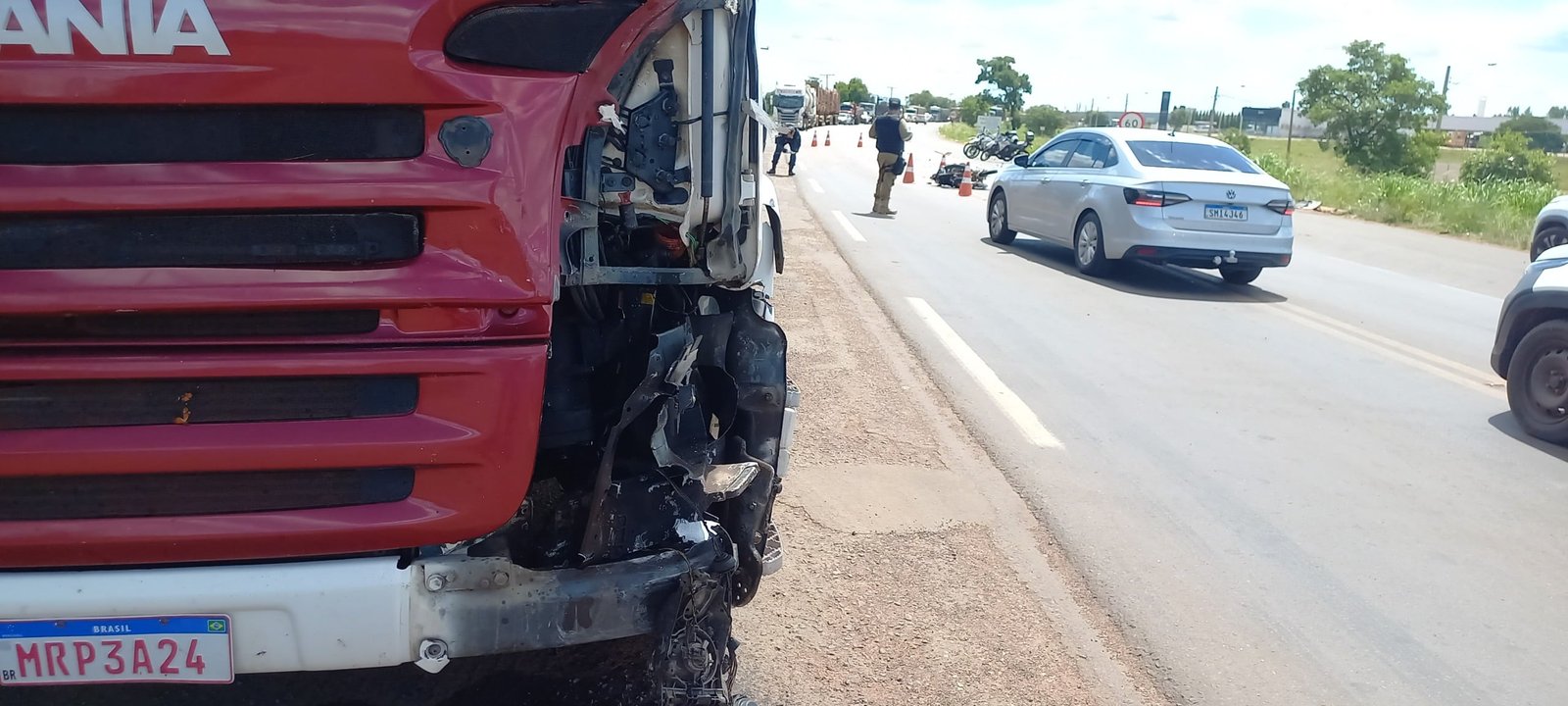 Acidente fatal na BR-262 em Três Lagoas: motociclista morre após colisão com caminhão