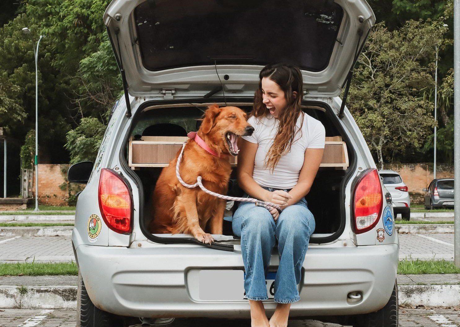 Ana Clara Uchôa, influenciadora aventureira, encanta Três Lagoas em jornada sobre rodas