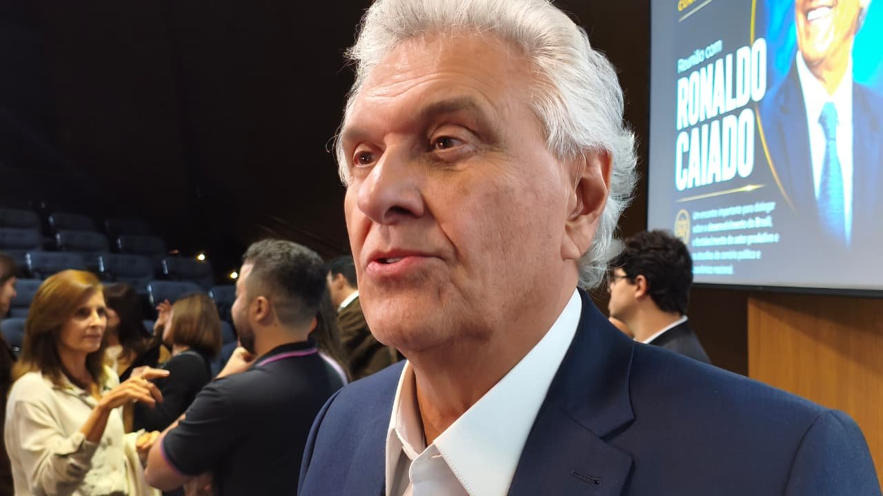 Caiado critica gestão federal da segurança pública em evento na Fiems