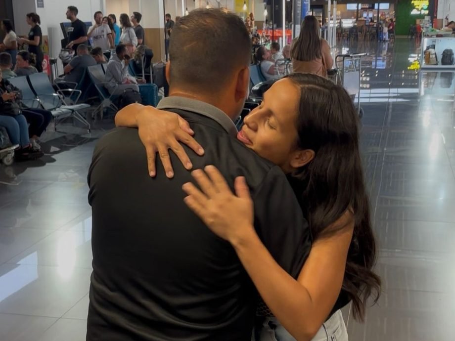 Em Três Lagoas, homem em situação de rua, Adriano, encontra família no Rio Grande do Sul