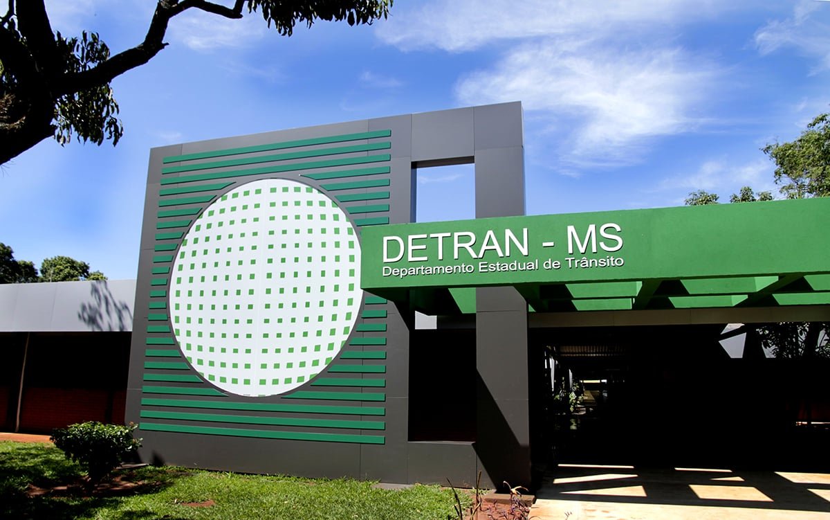 Falha no sistema do Detran-MS suspende provas práticas de direção; novas regras são adiadas