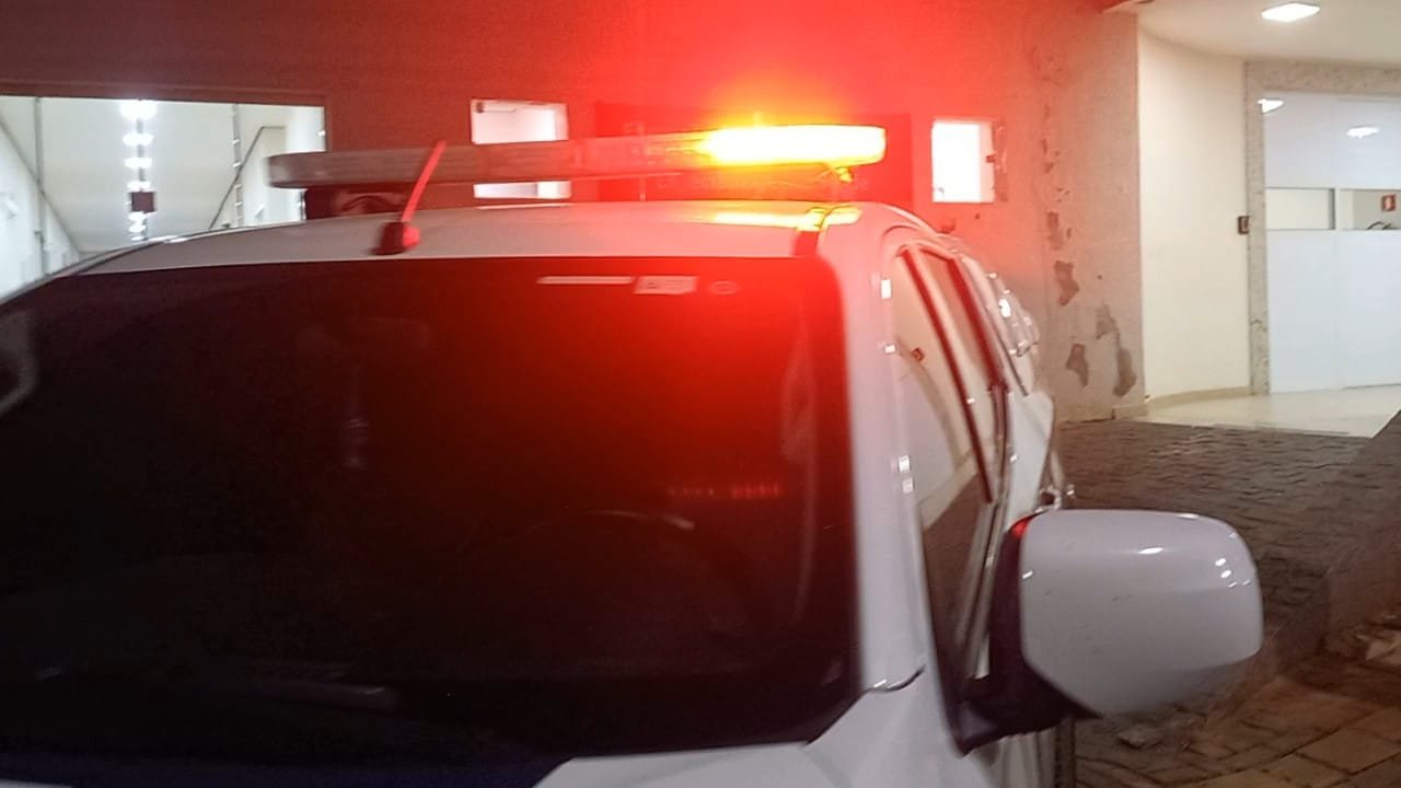 Vítima e Testemunhas Não Identificam Autor de Facada em Jovem no Pescoço