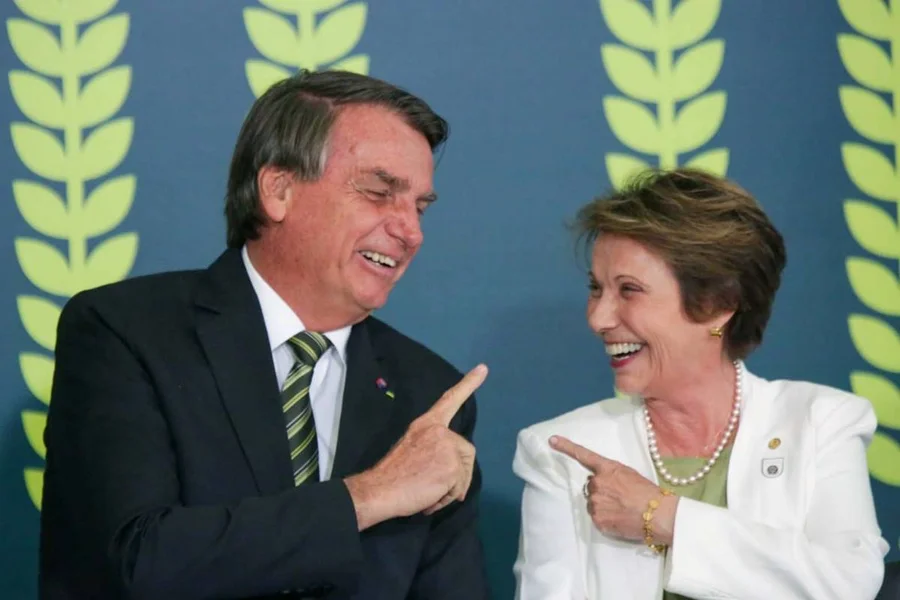 Tereza Cristina critica manutenção de Bolsonaro na prisão após internação e negativa do STF