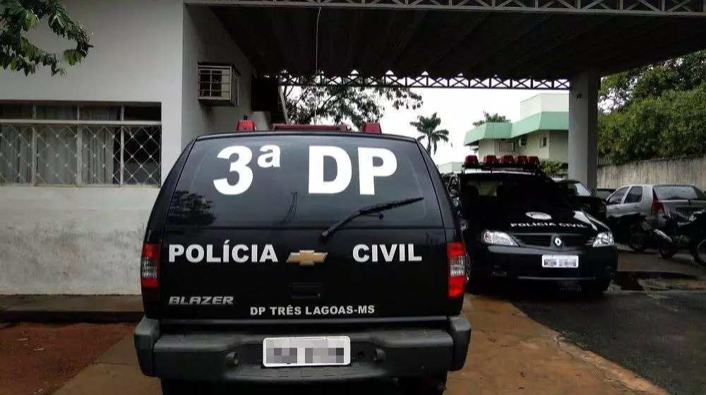 Mulher dá à luz em casa em Três Lagoas e bebê é encontrado morto em caixa de bombons